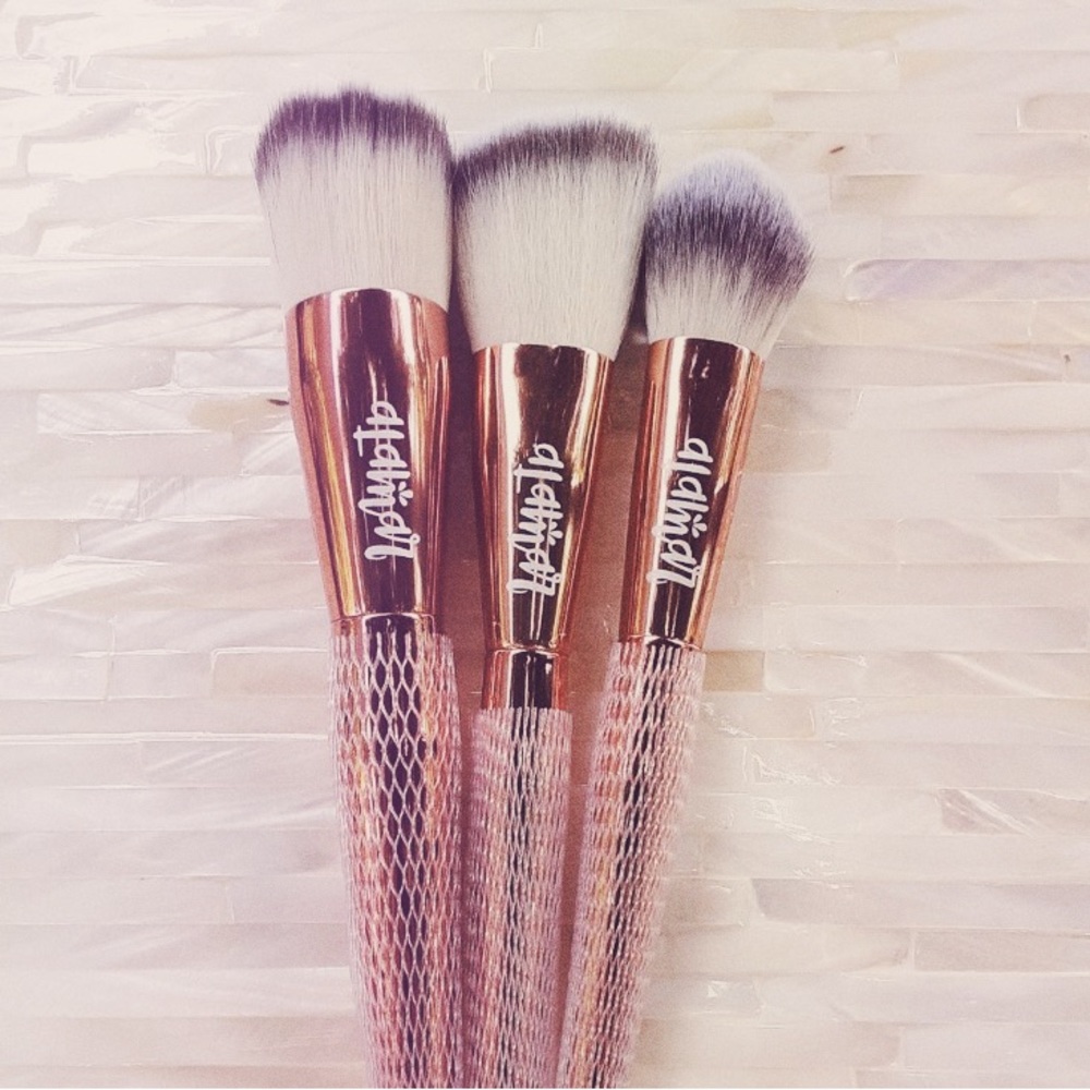 Alamar Cosmetic Sephora Collection Complexion Brush Trio 3PC Set Rose Gold Vegan